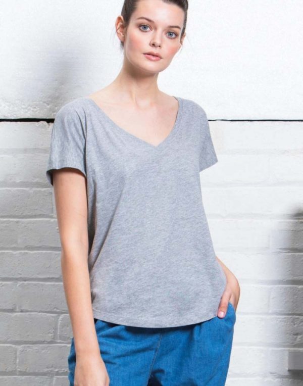 173.48 Womens Loose Fit V Neck T Promo